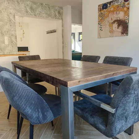 Appartement Waldoase Im Nationalpark Eifel Fuer 7 Gaeste Und Max 2 Hunde In 1a Lage *