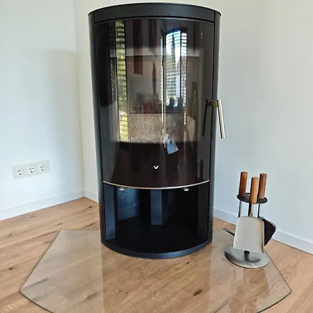 Waldoase Im Nationalpark Eifel Fuer 7 Gaeste Und Max 2 Hunde In 1a Lage Διαμέρισμα *