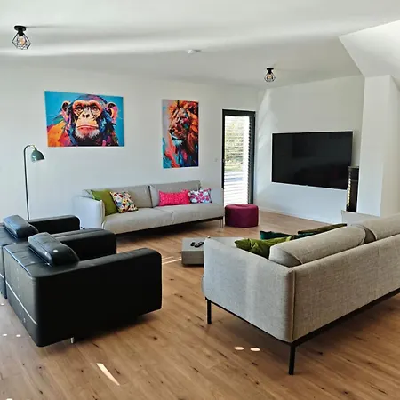 Διαμέρισμα Waldoase Im Nationalpark Eifel Fuer 7 Gaeste Und Max 2 Hunde In 1a Lage Schleiden