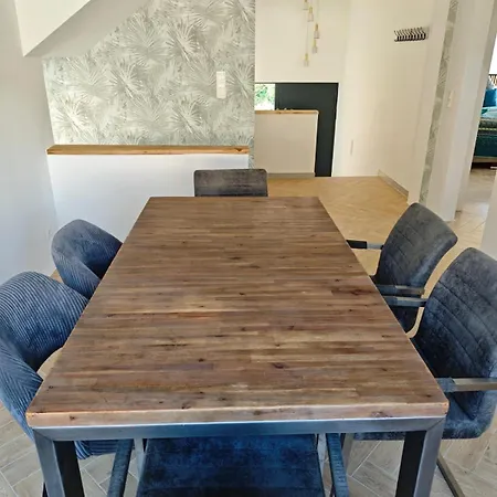 Διαμέρισμα Waldoase Im Nationalpark Eifel Fuer 7 Gaeste Und Max 2 Hunde In 1a Lage