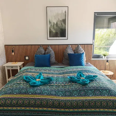 Waldoase Im Nationalpark Eifel Fuer 7 Gaeste Und Max 2 Hunde In 1a Lage Διαμέρισμα