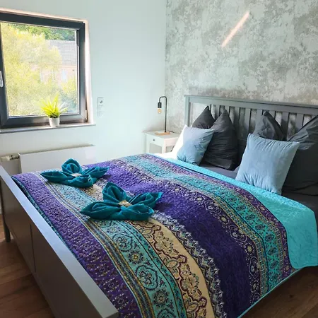 Waldoase Im Nationalpark Eifel Fuer 7 Gaeste Und Max 2 Hunde In 1a Lage Διαμέρισμα